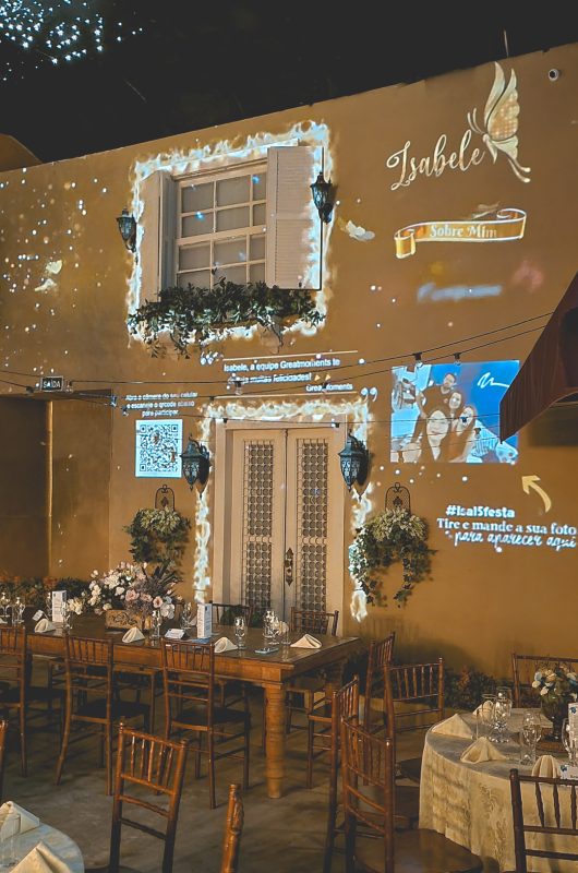 Napoleão_Experience_Wall_Debutante_